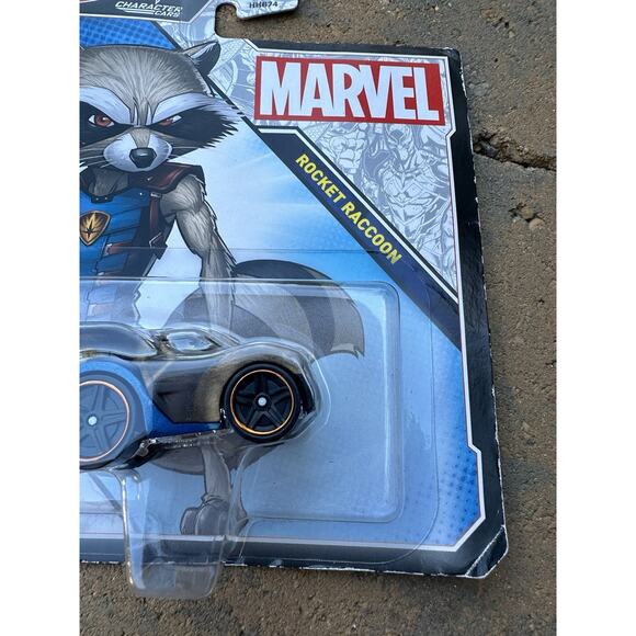 Marvel Hot Wheels Thor and Rocket Cars - Picture 4 of 10